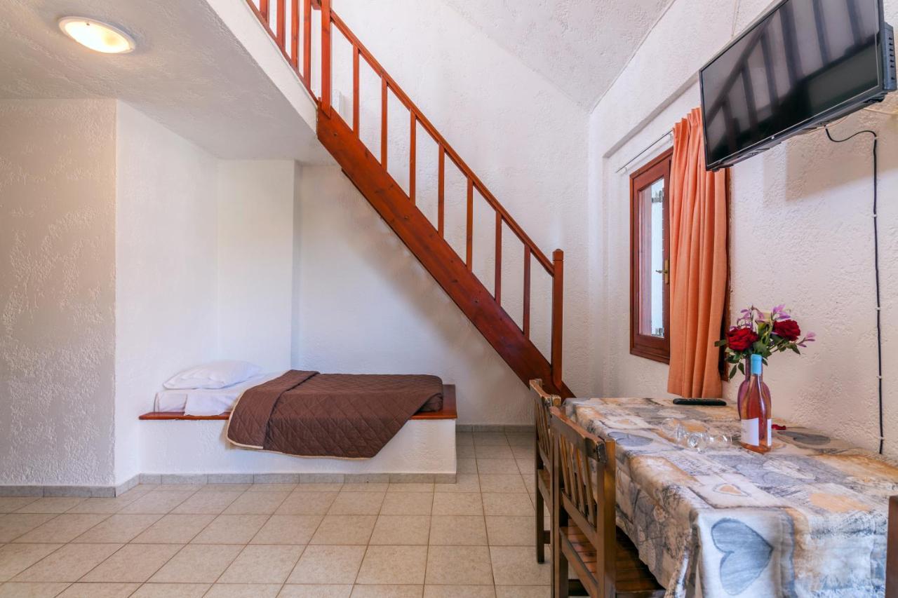 Anatoli Lygaria Apartments On The Beach Ligaria  Exterior foto